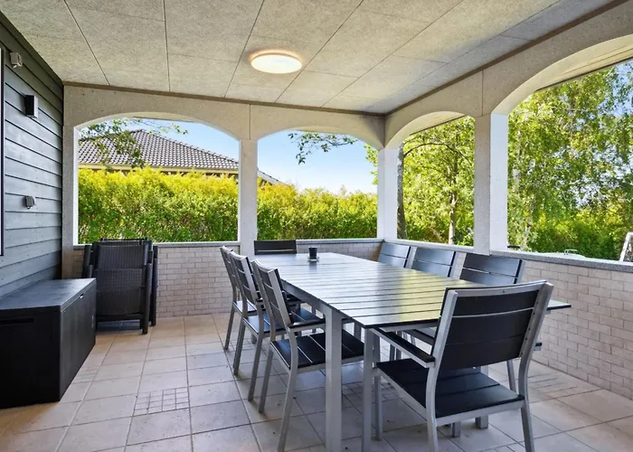 Eunice - 850m From The Sea By Interhome